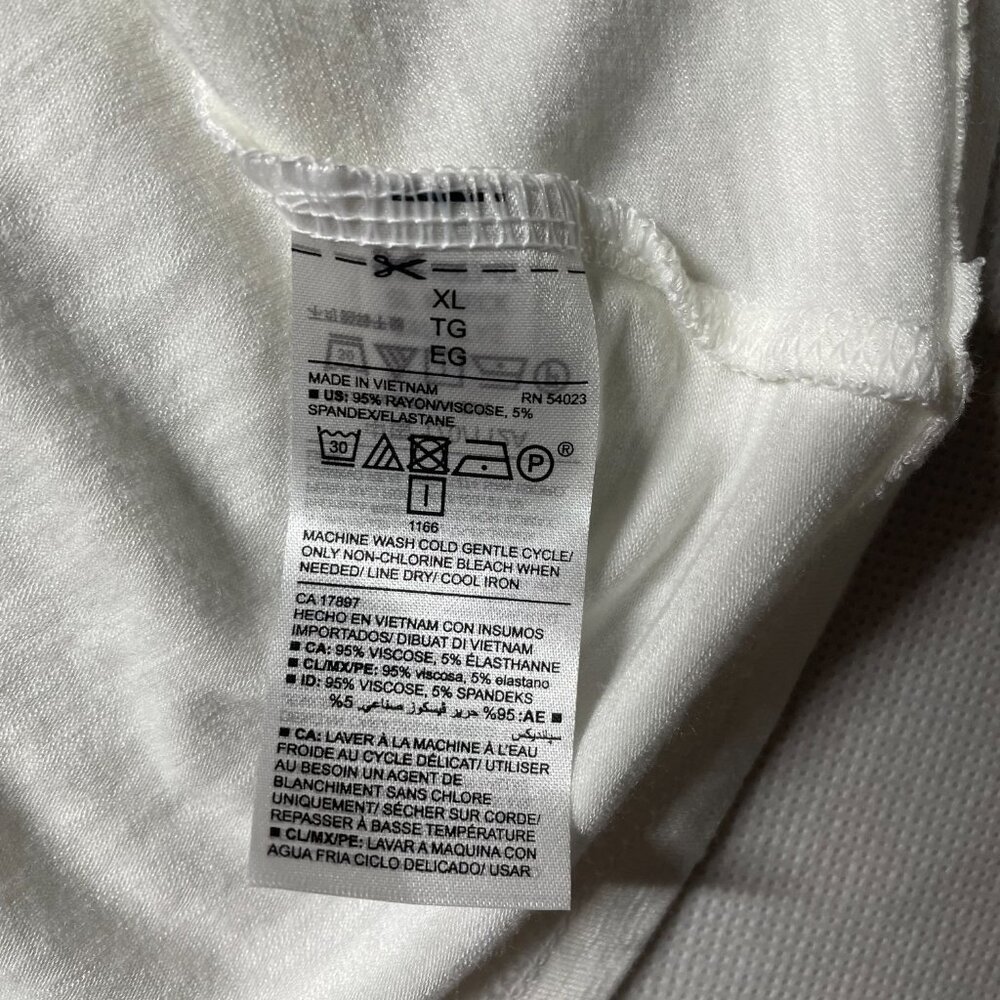 NWT Old Navy Womens White Sleeveless Criss Cross V-Neck Luxe Tank Top Size XL - Picture 4 of 8
